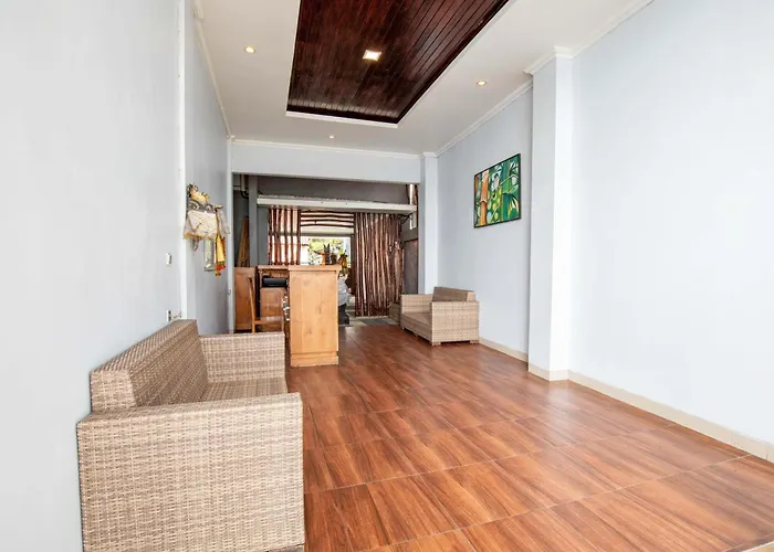 Barton Hotel 3*